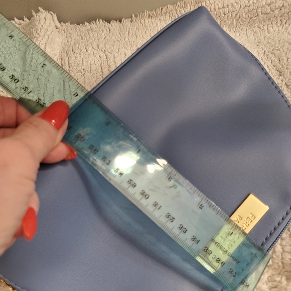 Salvatore Ferragamo Blue Cosmetic Pouch Turkish Airlines - Picture 8 of 8